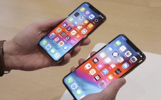 区别三:电池续航 根据发布会上的介绍,对比iphonex,iphonexs在电池